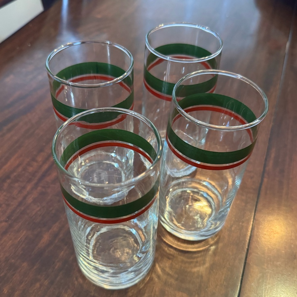 Vintage Pfaltzgraff Juniper Tumblers